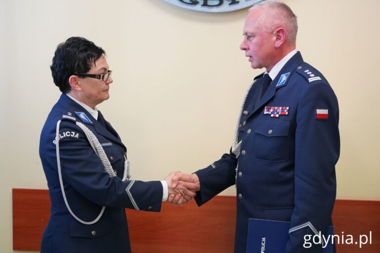 policja magda starnawska 10