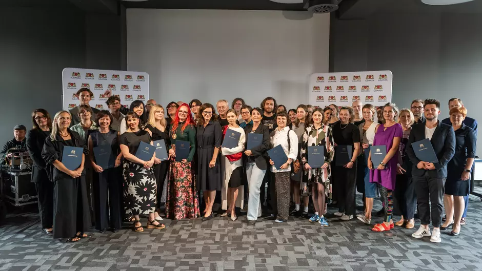 Gdańsk inwestuje w kulturę. Stypendia dla lokalnych twórców rozdane. Dobry wybór?