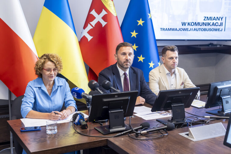 Briefing dotyczący zmian w komunikacji miejskiej